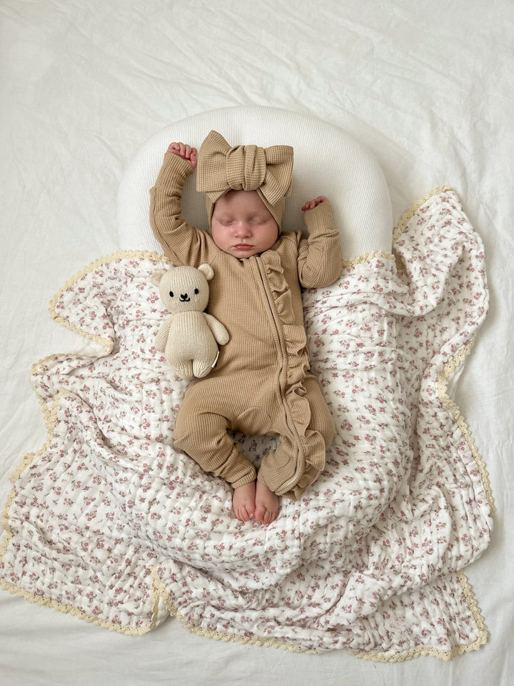Gauze Lace Blanket | Paisley Peony