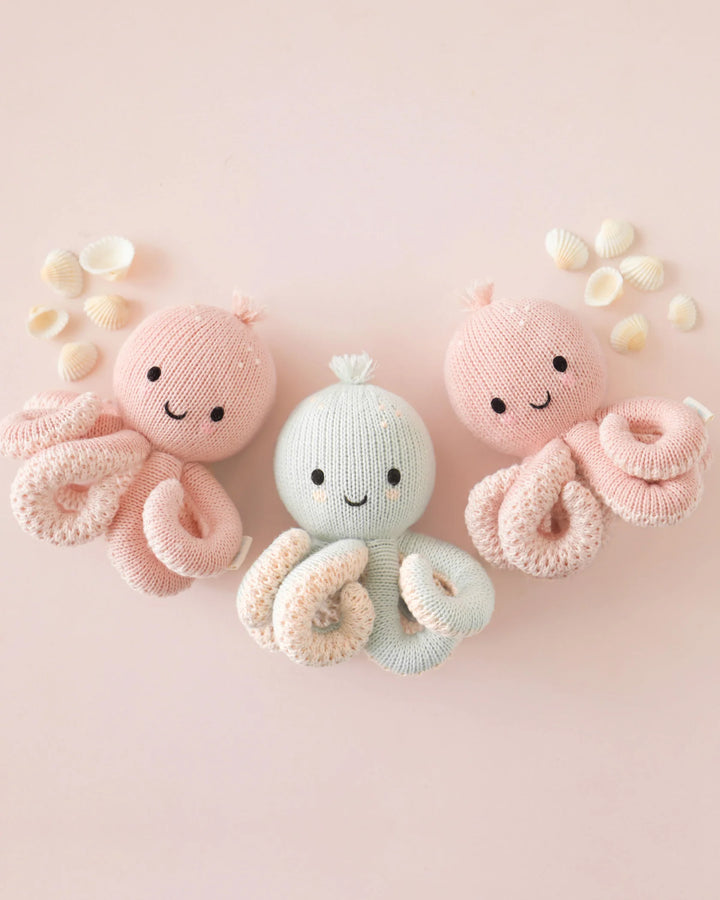 Baby octopus (soft coral pink)
