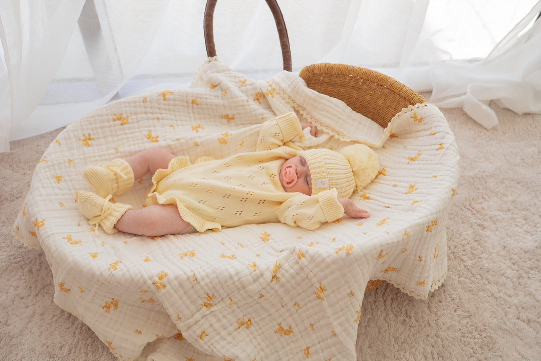 Gauze Lace Blanket | Yellow Tiny Floral