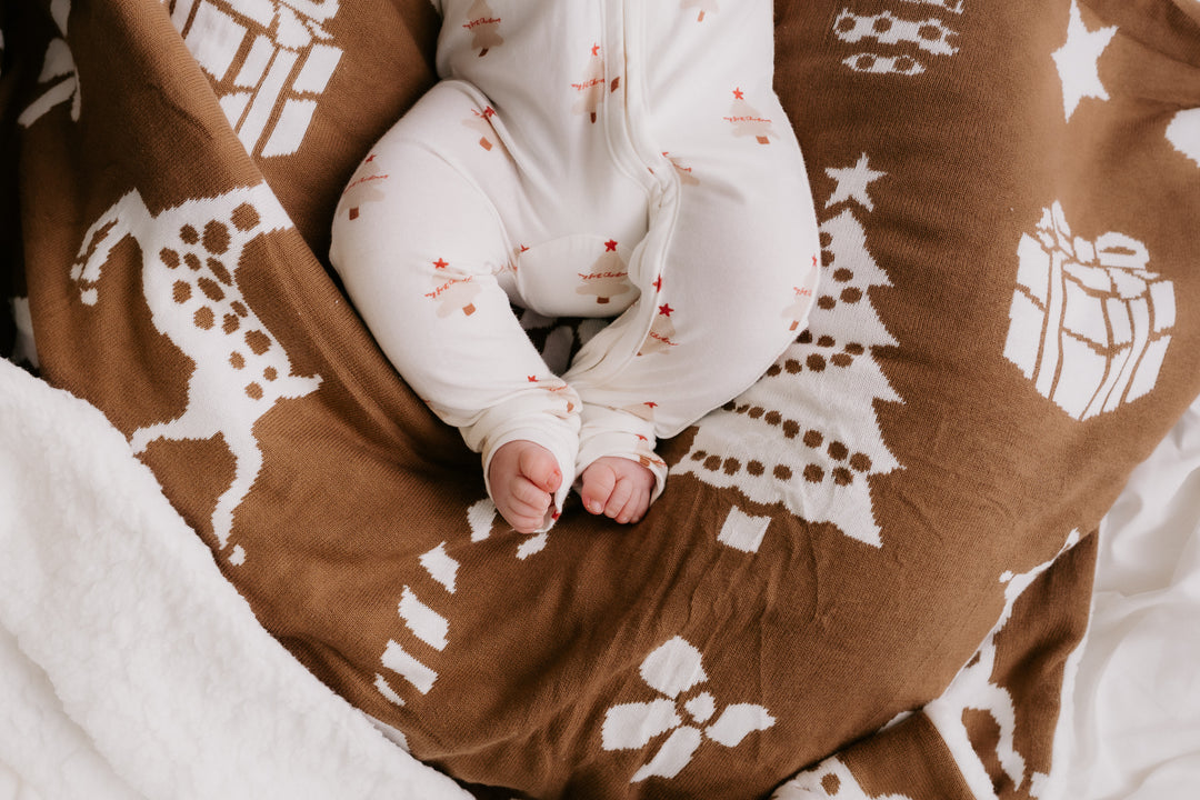 Knit Sherpa Blanket | Heirloom Christmas Gingerbread