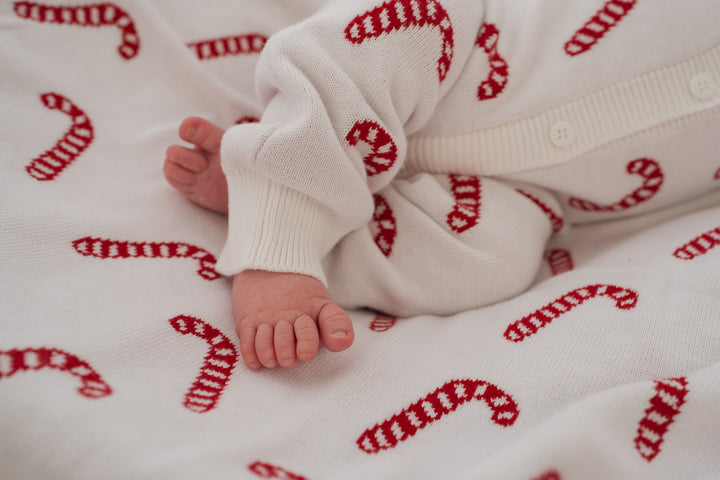 Knit Blanket | Classic Candy Cane