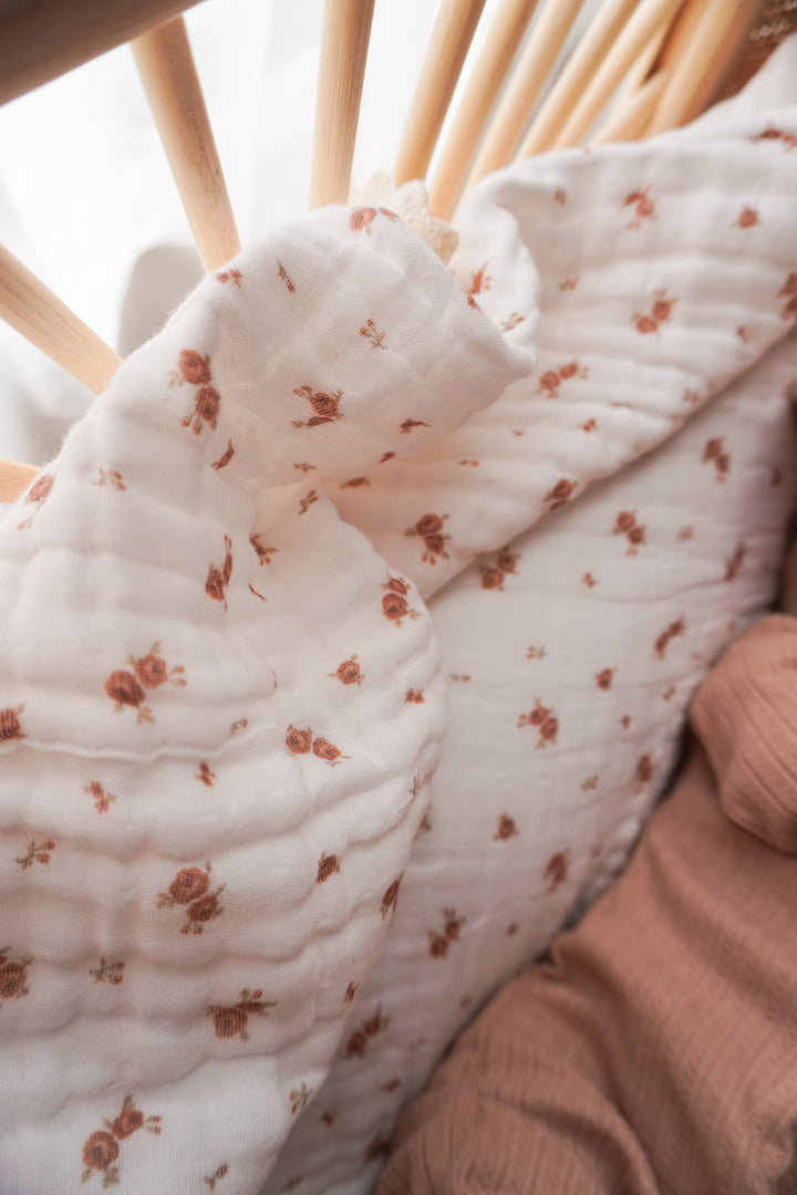 Gauze Lace Blanket | Teddy Meadow