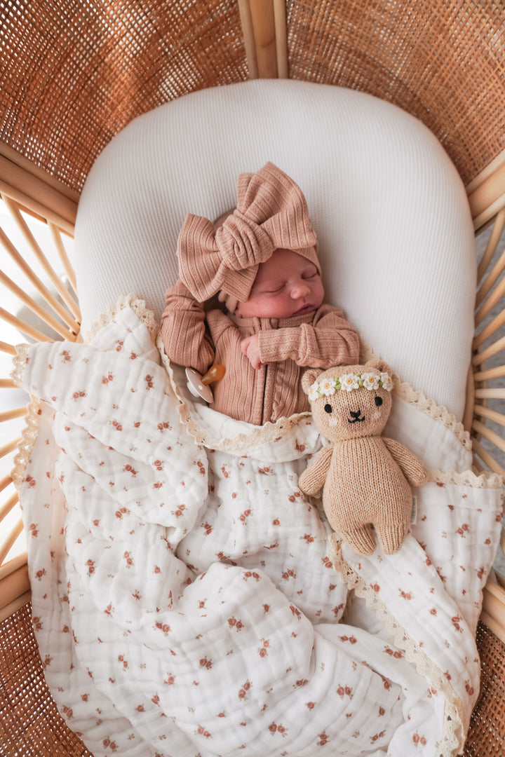 Gauze Lace Blanket | Teddy Meadow