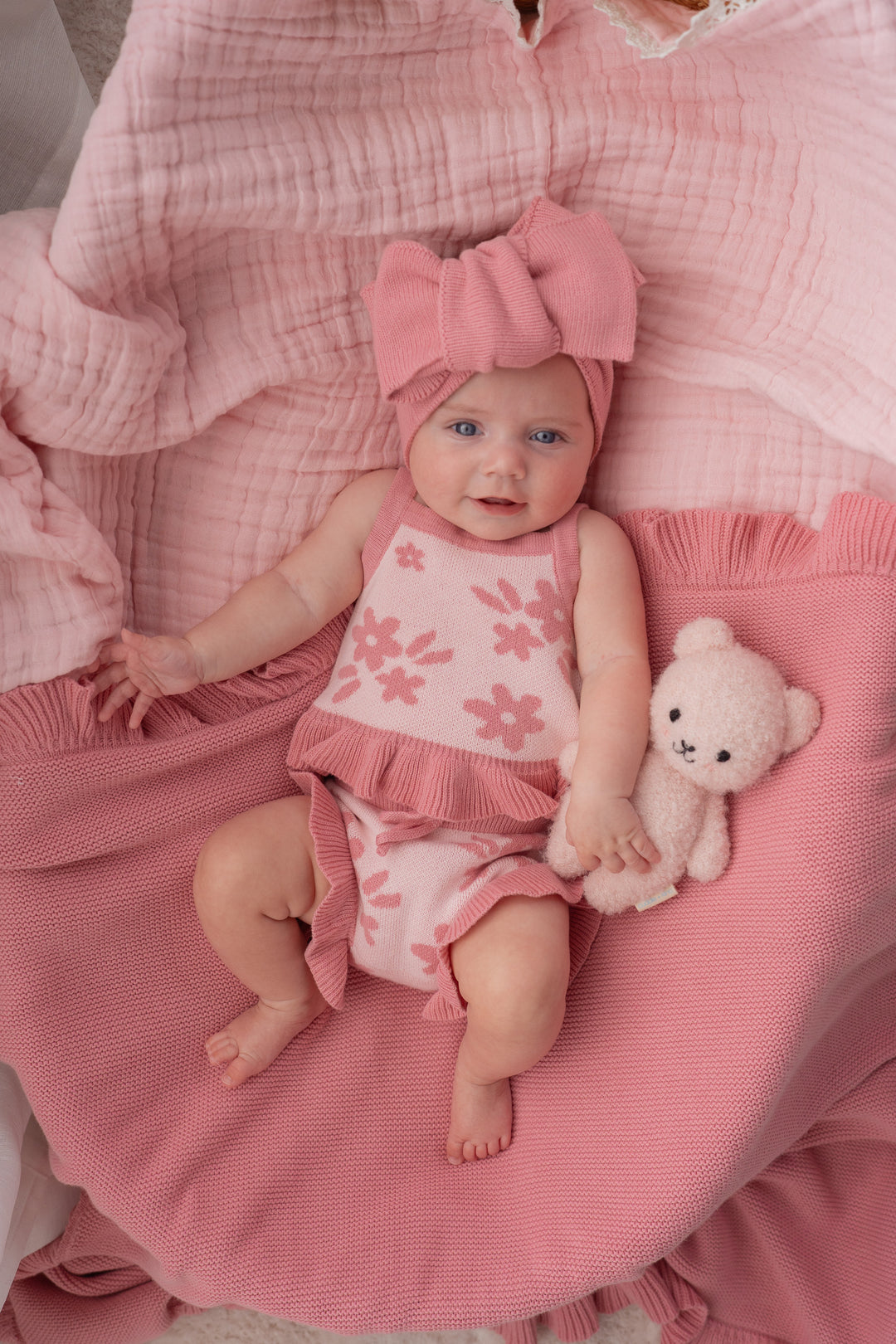 Knitted Oversized Topknot | Strawberry