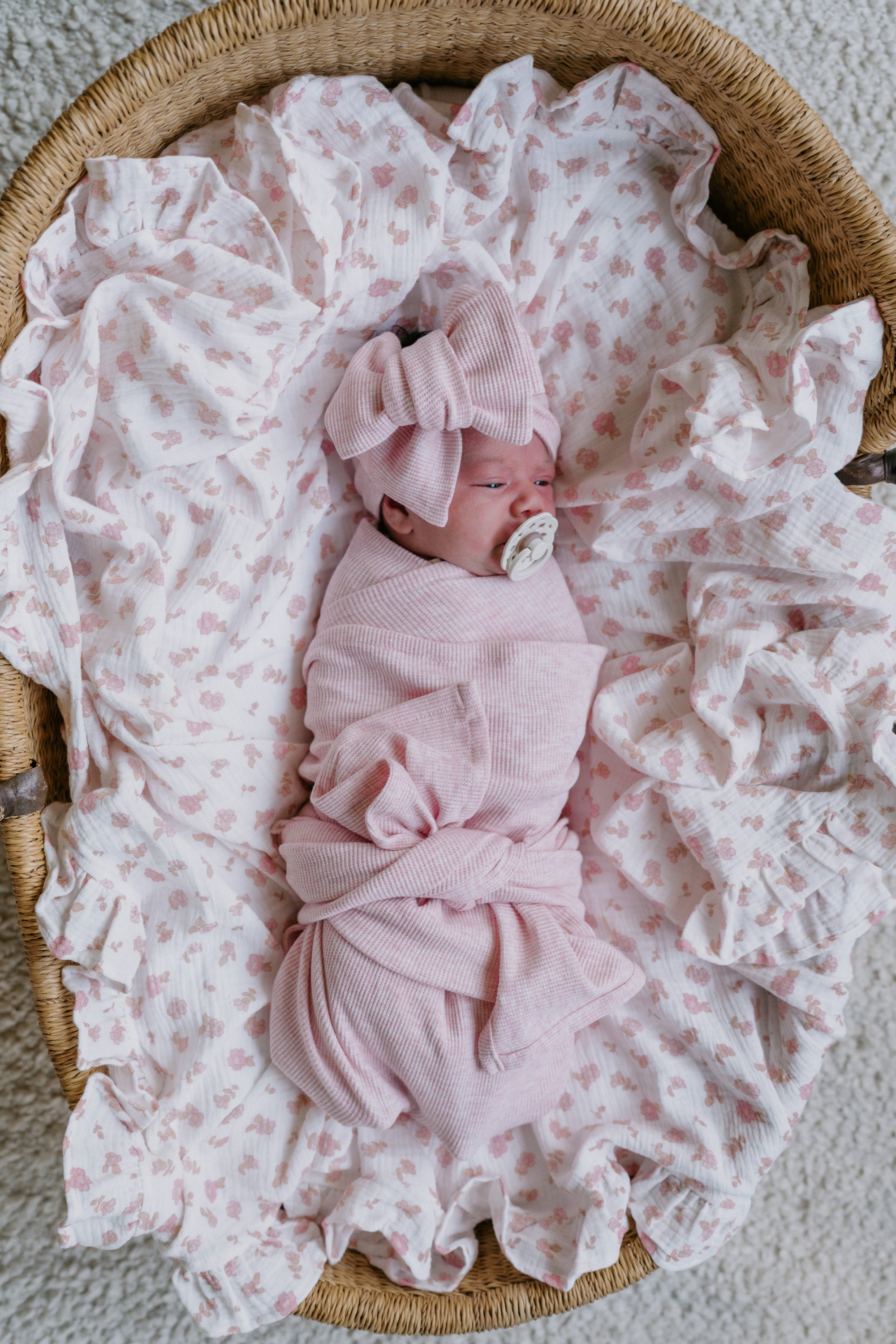 Frill Muslin Blanket | Peach Ditsy Floral – Little and Fern