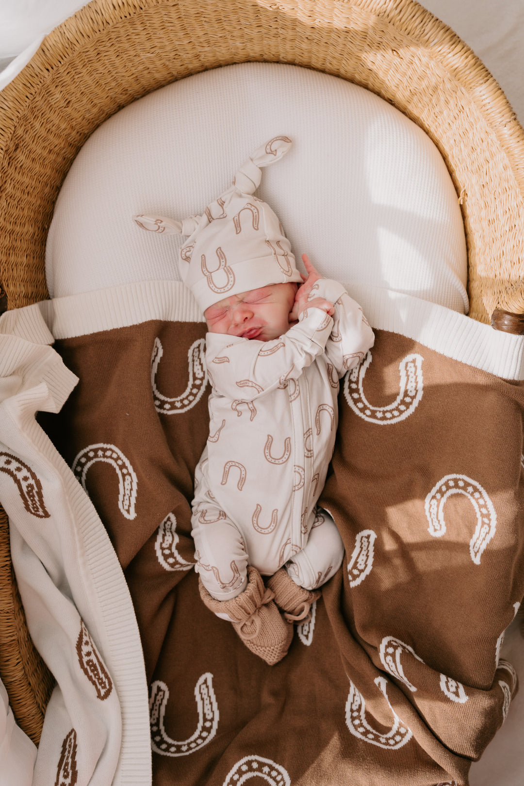 Knit Blanket | Western Horse Shoe *PRE-ORDER*