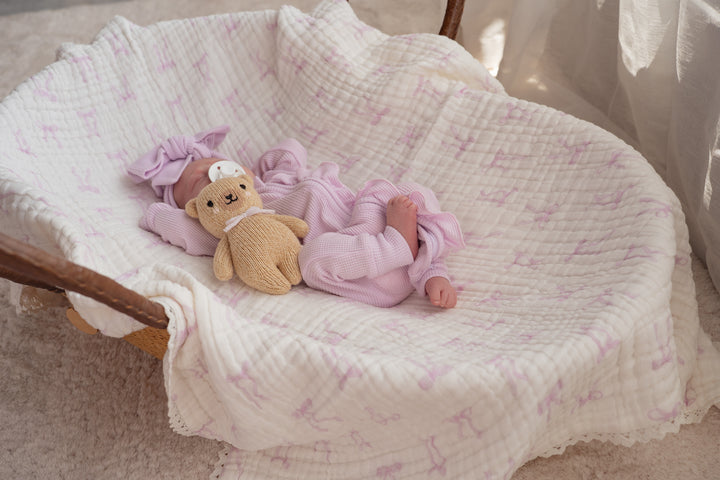Gauze Lace Blanket | Lilac Bows