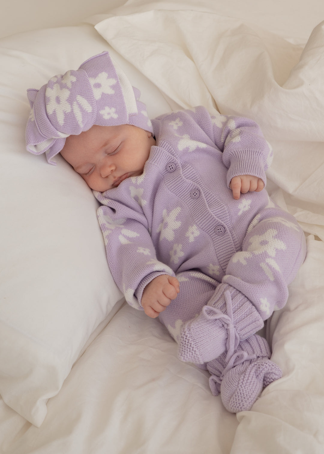 Knitted Oversized Topknot | Daisy Floral Lilac