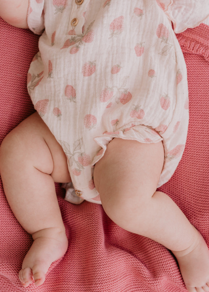 Frill Muslin Romper | Strawberries