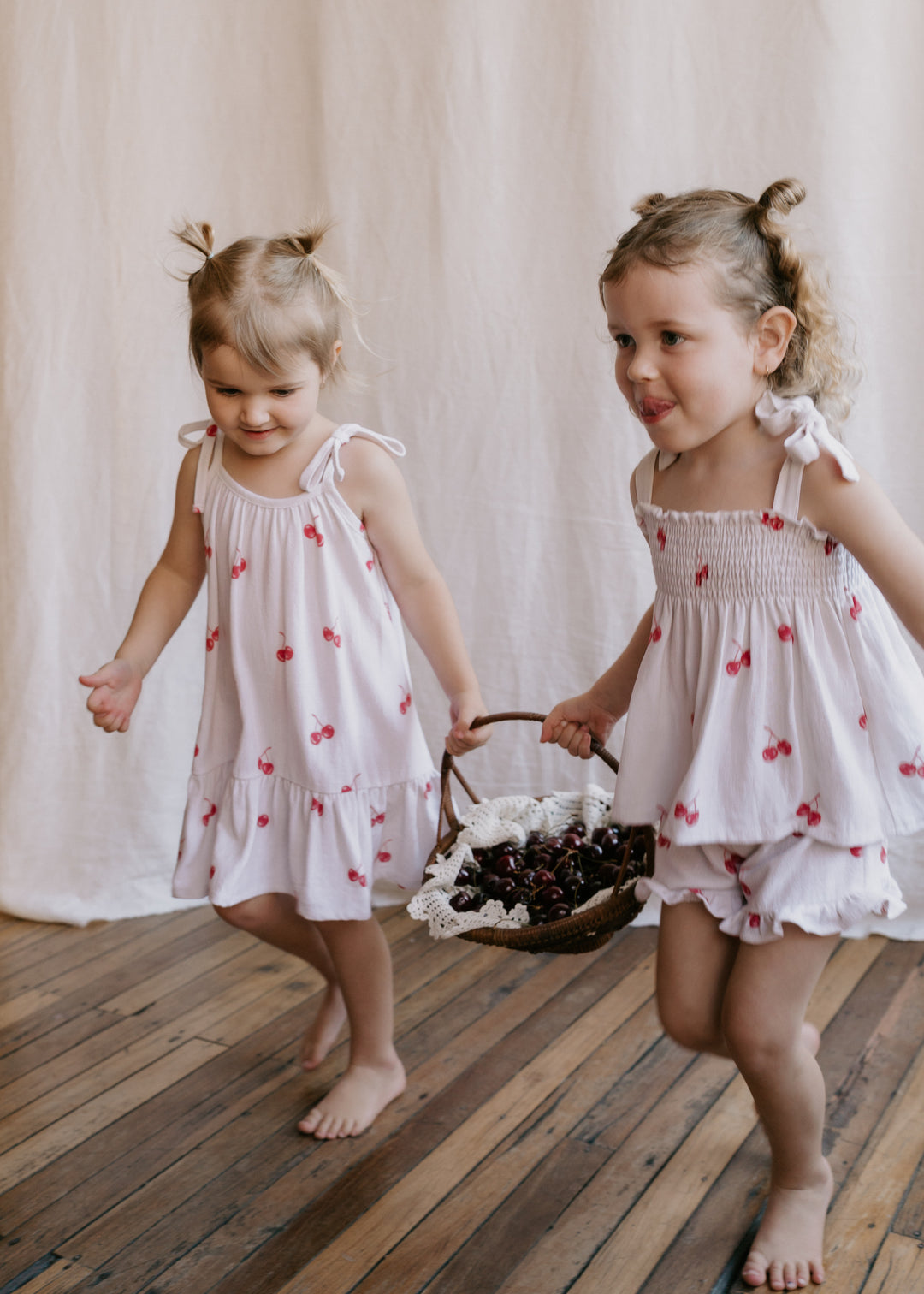 Short Set | Red Cherries