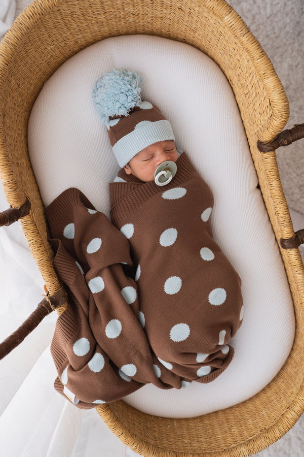 Knit Blanket | Choc Blue Polka