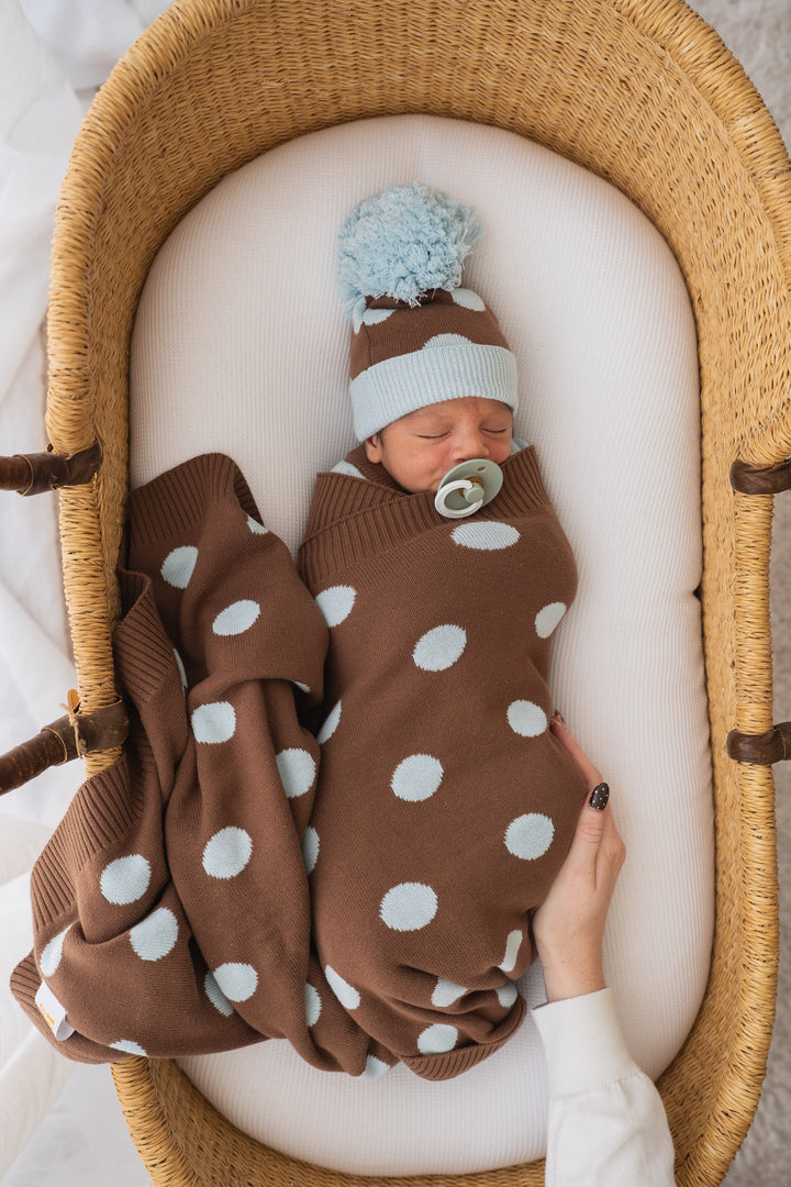 Knit Blanket | Choc Blue Polka