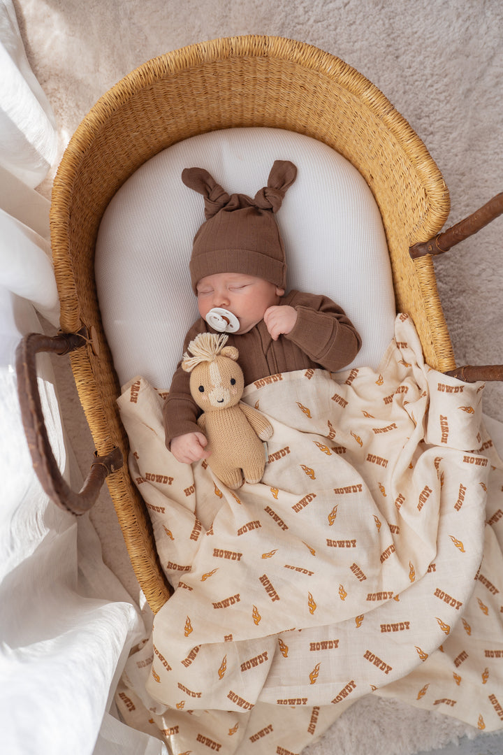 Muslin Swaddle | Howdy
