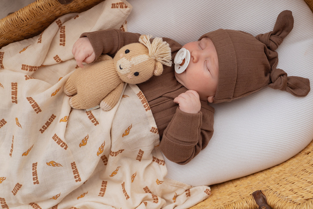 Muslin Swaddle | Howdy