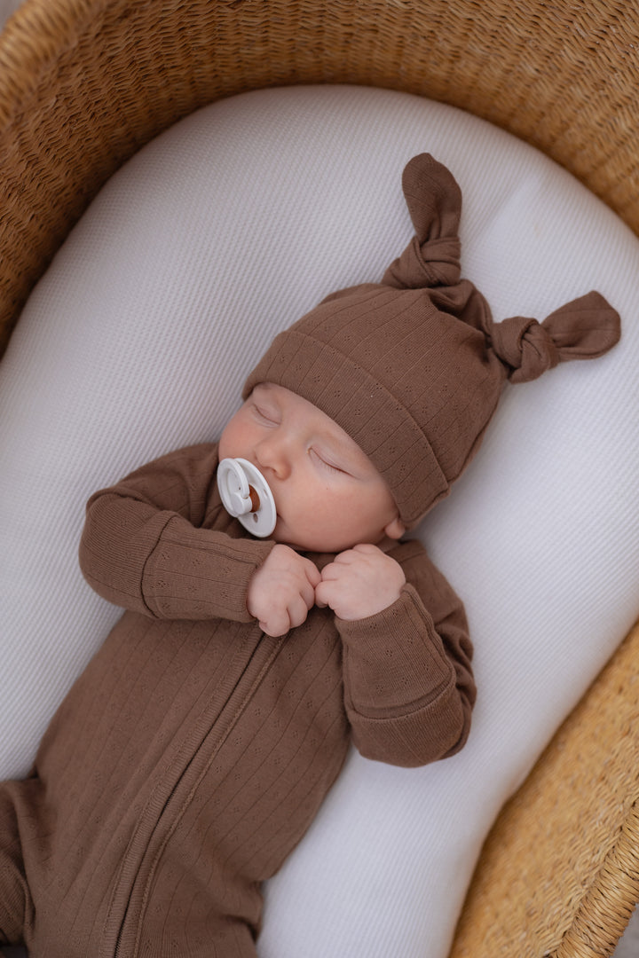 Essential Double Knot Beanie | Chocolate