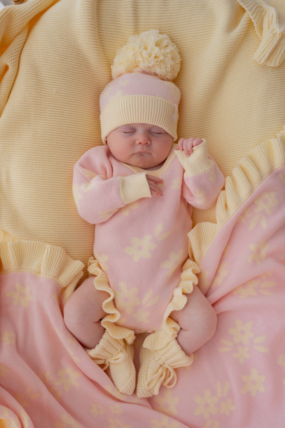 Knitted Pom Beanie | Daisy Floral Lemon