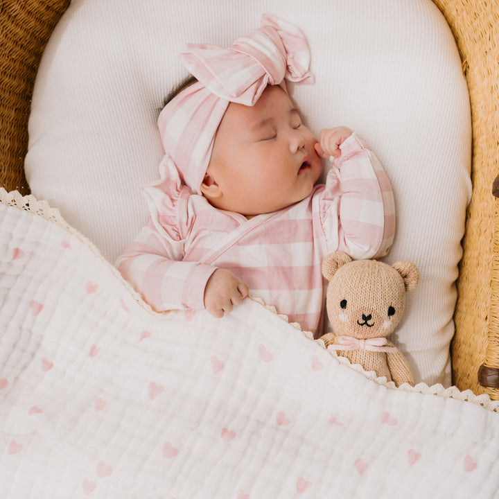 Gauze Lace Blanket | Pink Hearts