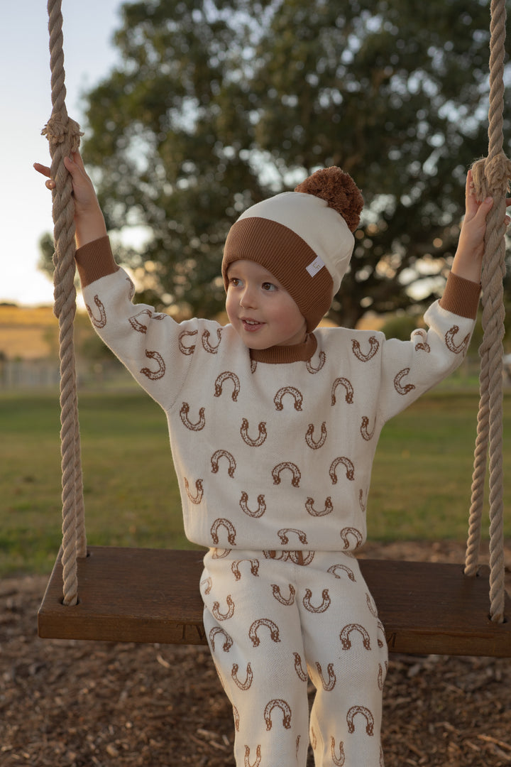 Knit Set | Western Horse Shoe