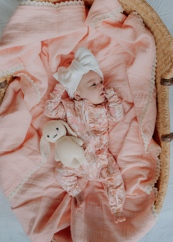 Muslin Crinkle Organic Lace Blanket | Peach