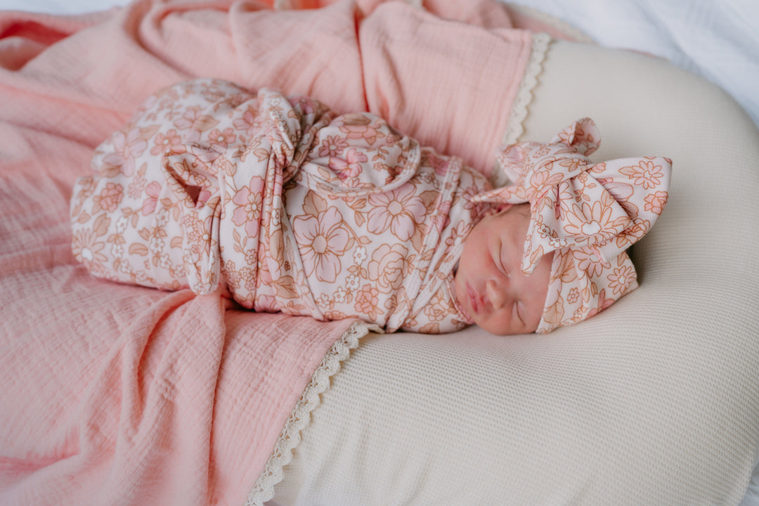 Muslin Crinkle Organic Lace Blanket | Peach