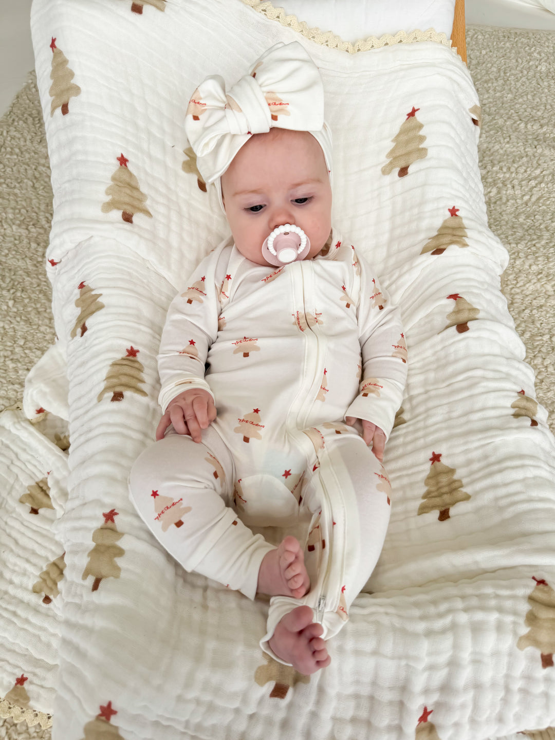 Gauze Lace Blanket | Christmas Trees