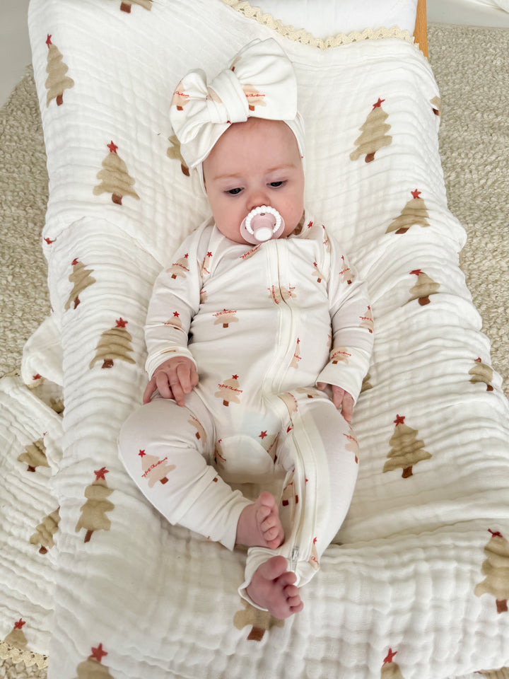 Gauze Lace Blanket | Christmas Trees