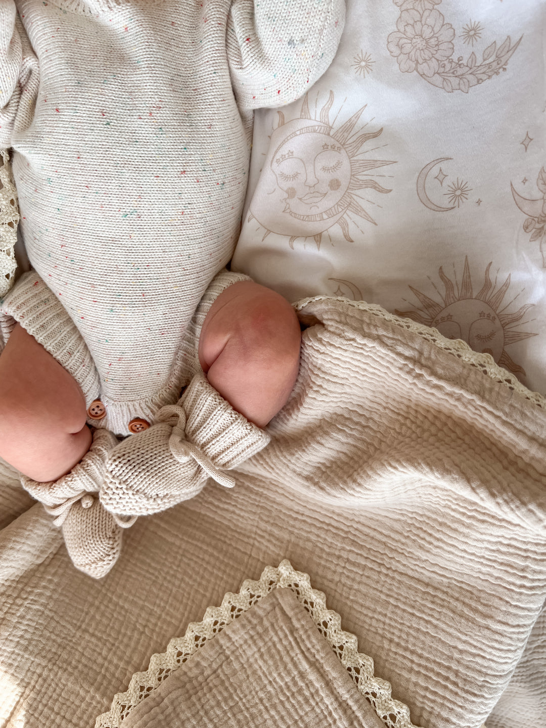 Muslin Crinkle Organic Lace Blanket | Fawn