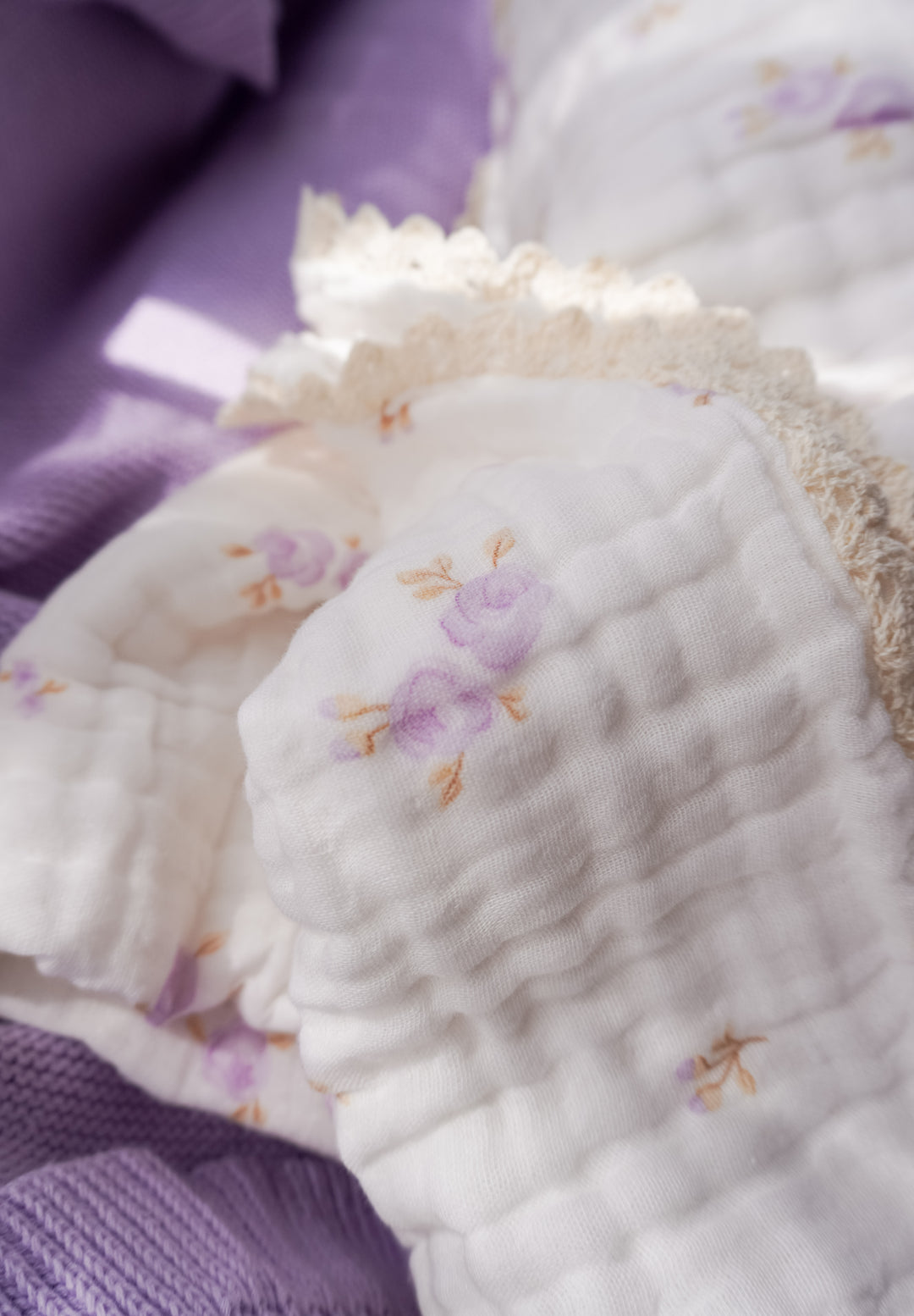 Gauze Lace Blanket | Lilac Floral