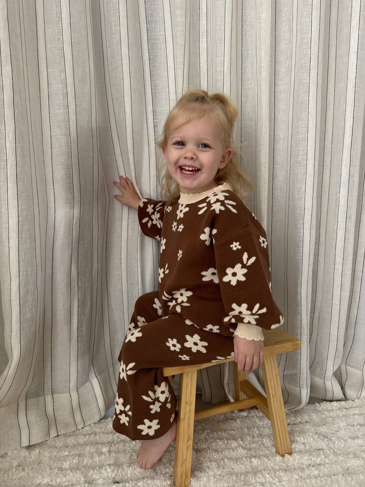 Knit Set | Daisy Floral Chocolate