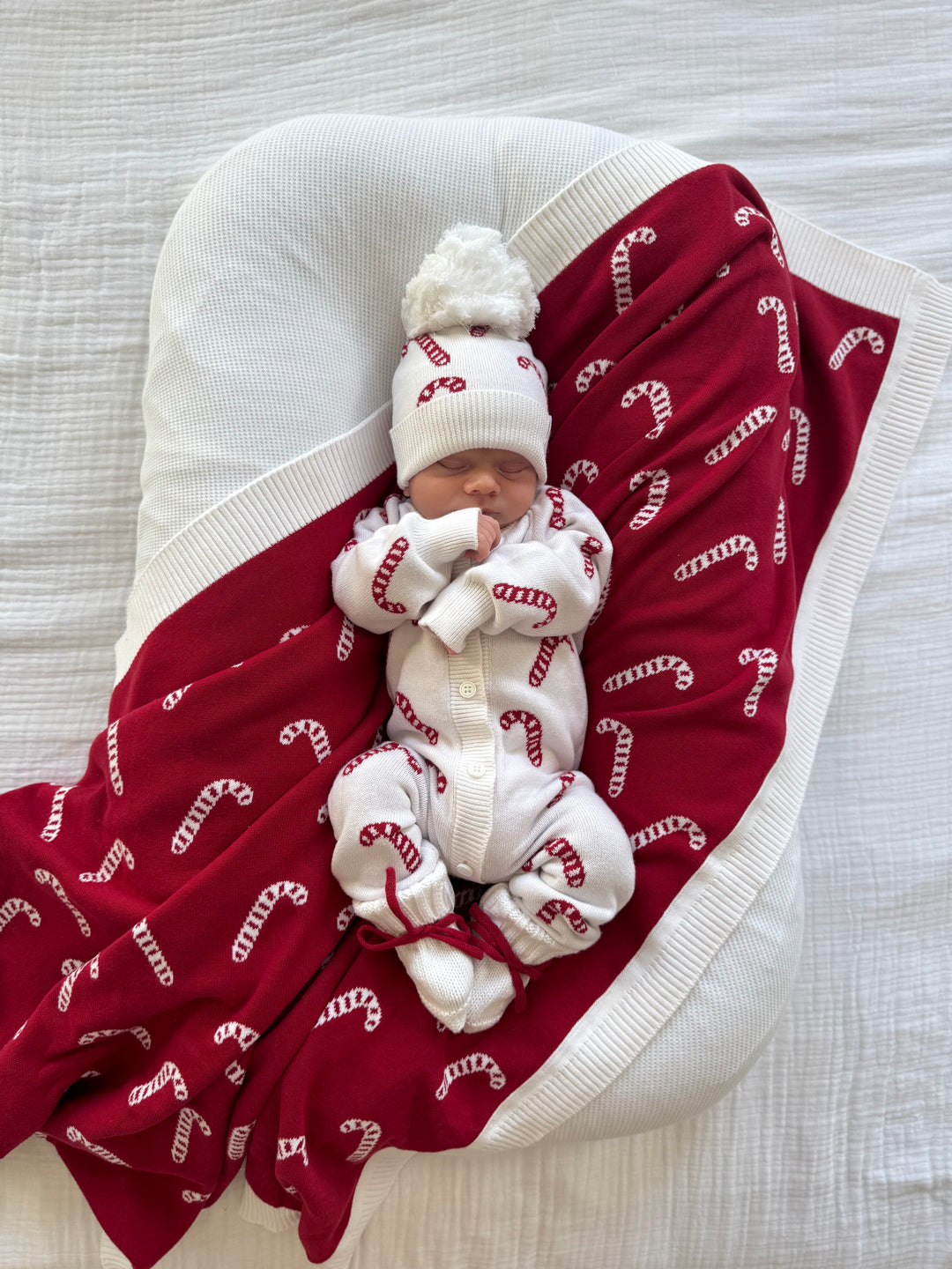 Knit Blanket | Classic Candy Cane
