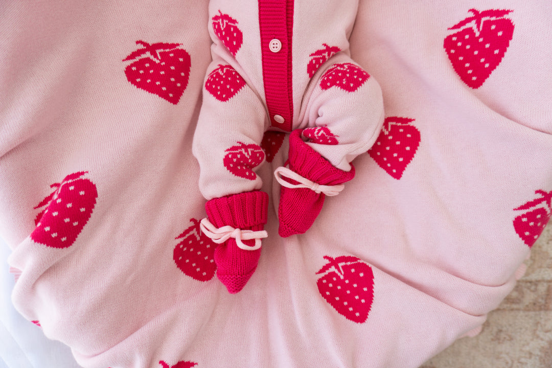 Knitted Booties | Raspberry / Baby Pink