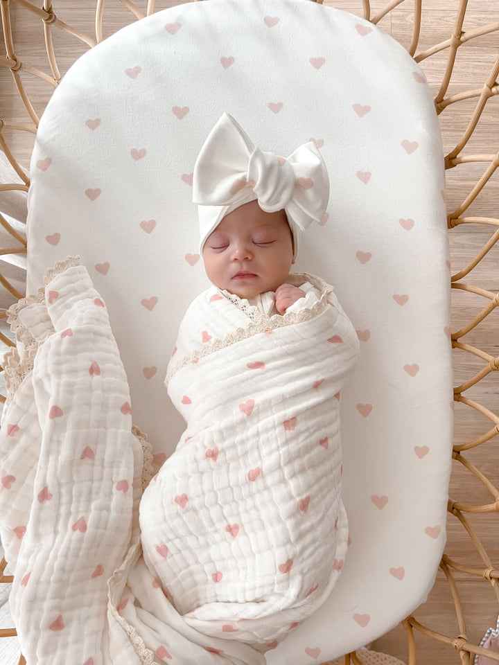 Gauze Lace Blanket | Pink Hearts