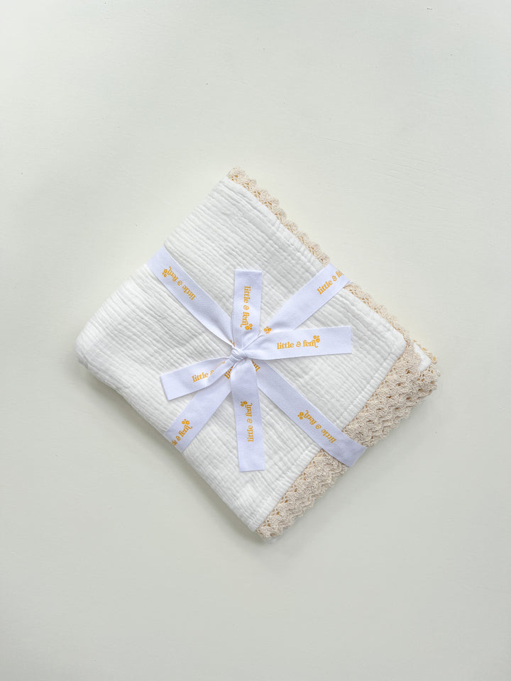 Muslin Crinkle Organic Lace Blanket | Milk