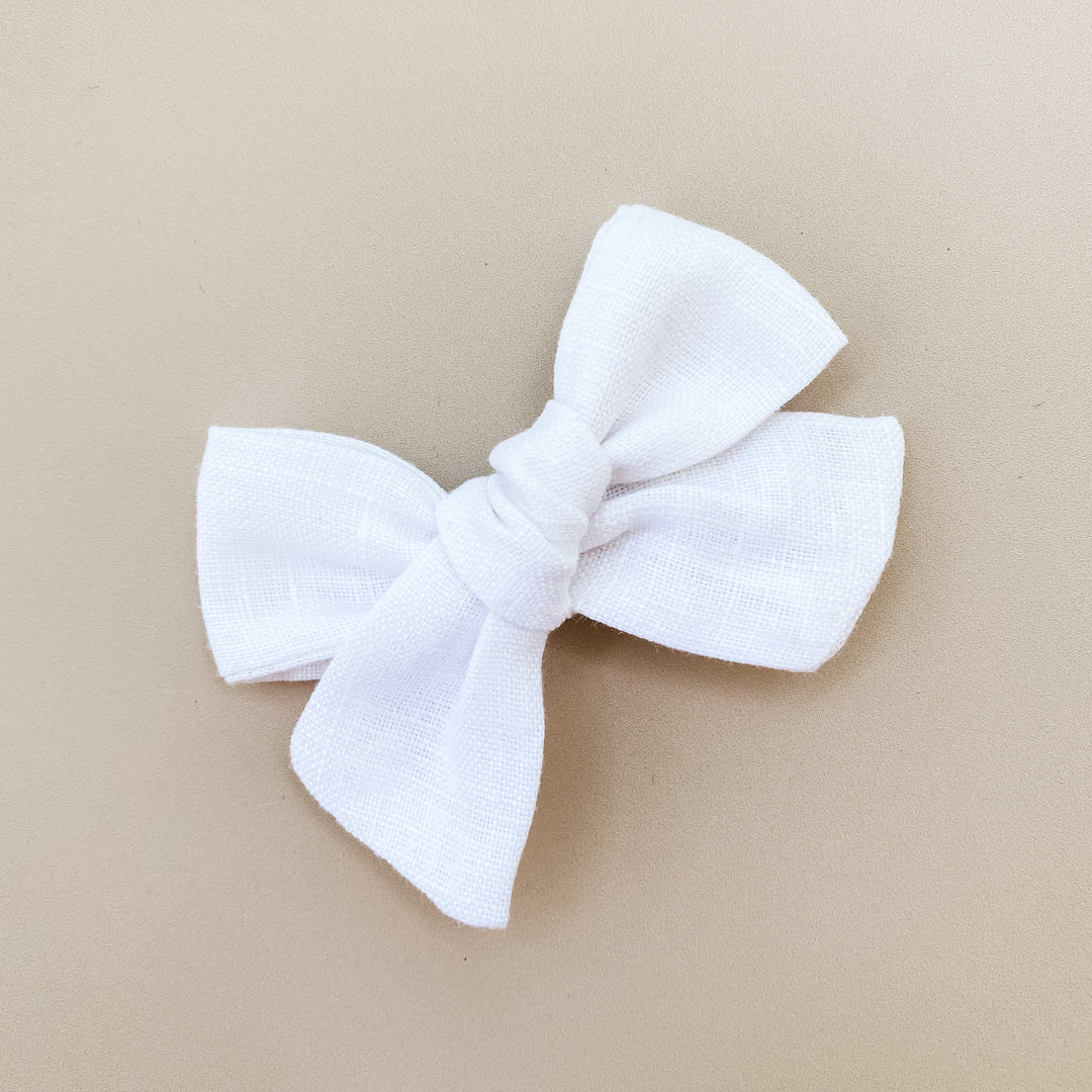 White Linen Pinwheel Bow